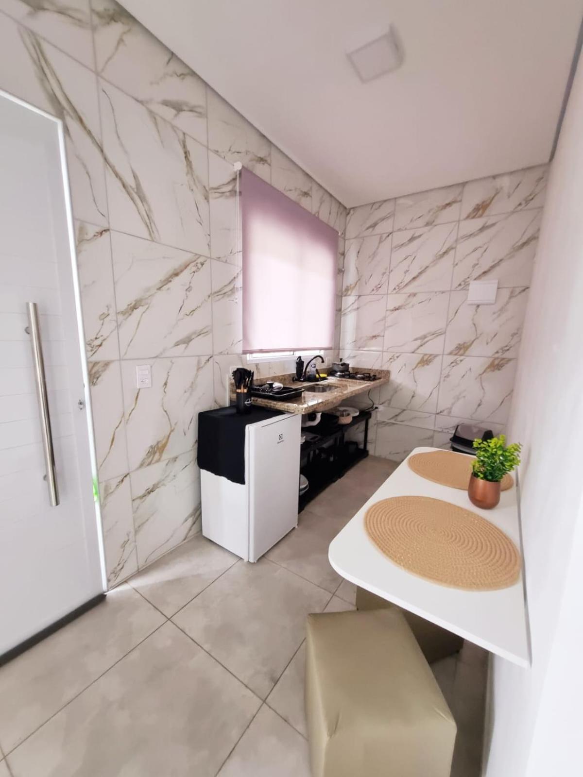 Pousada Recanto Dos Mares-Chales E Suites-Proximo Do Sesc Bertioga-Sp Eksteriør bilde